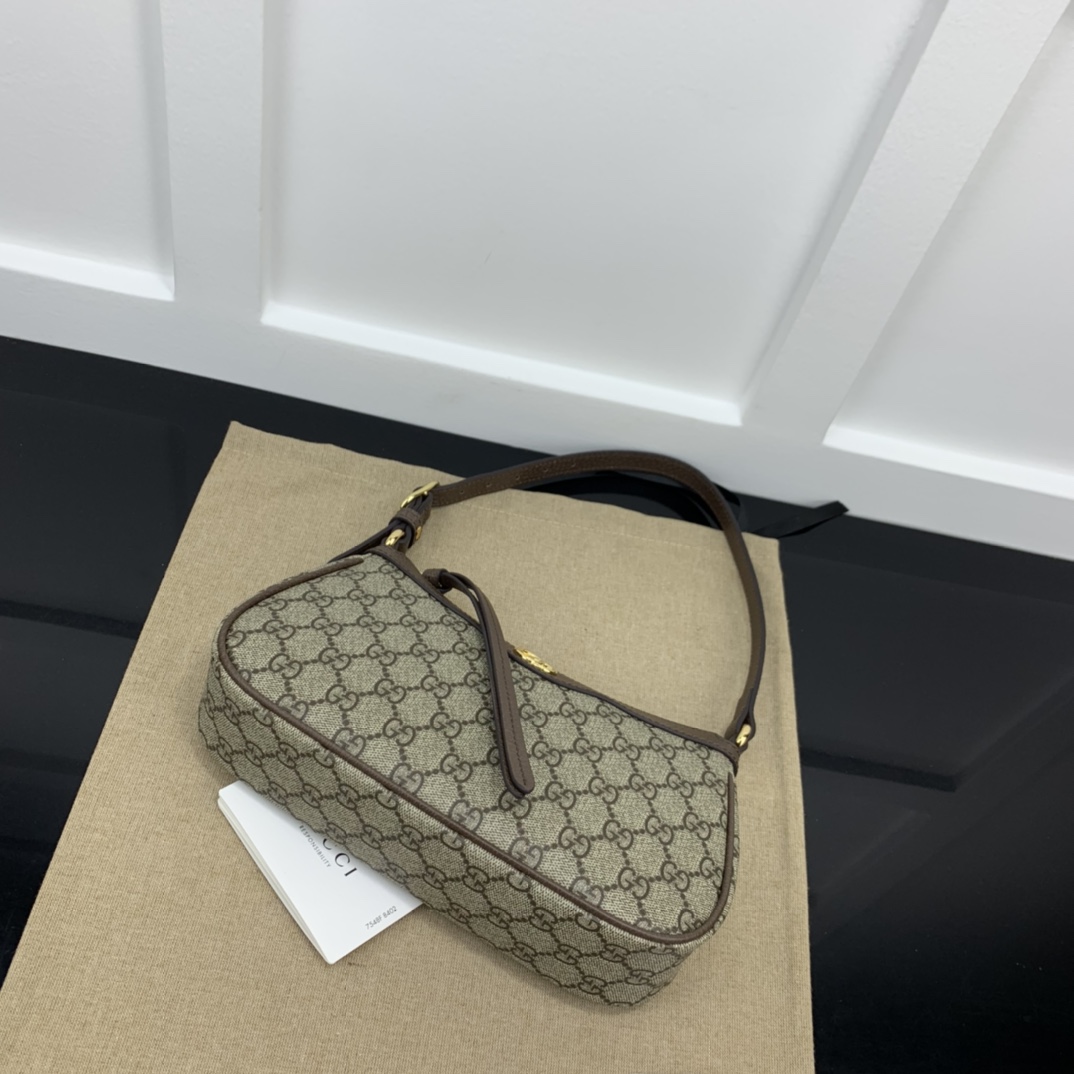 Gucci Hobo Bags